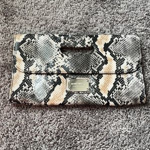 NINE WEST | Clutch